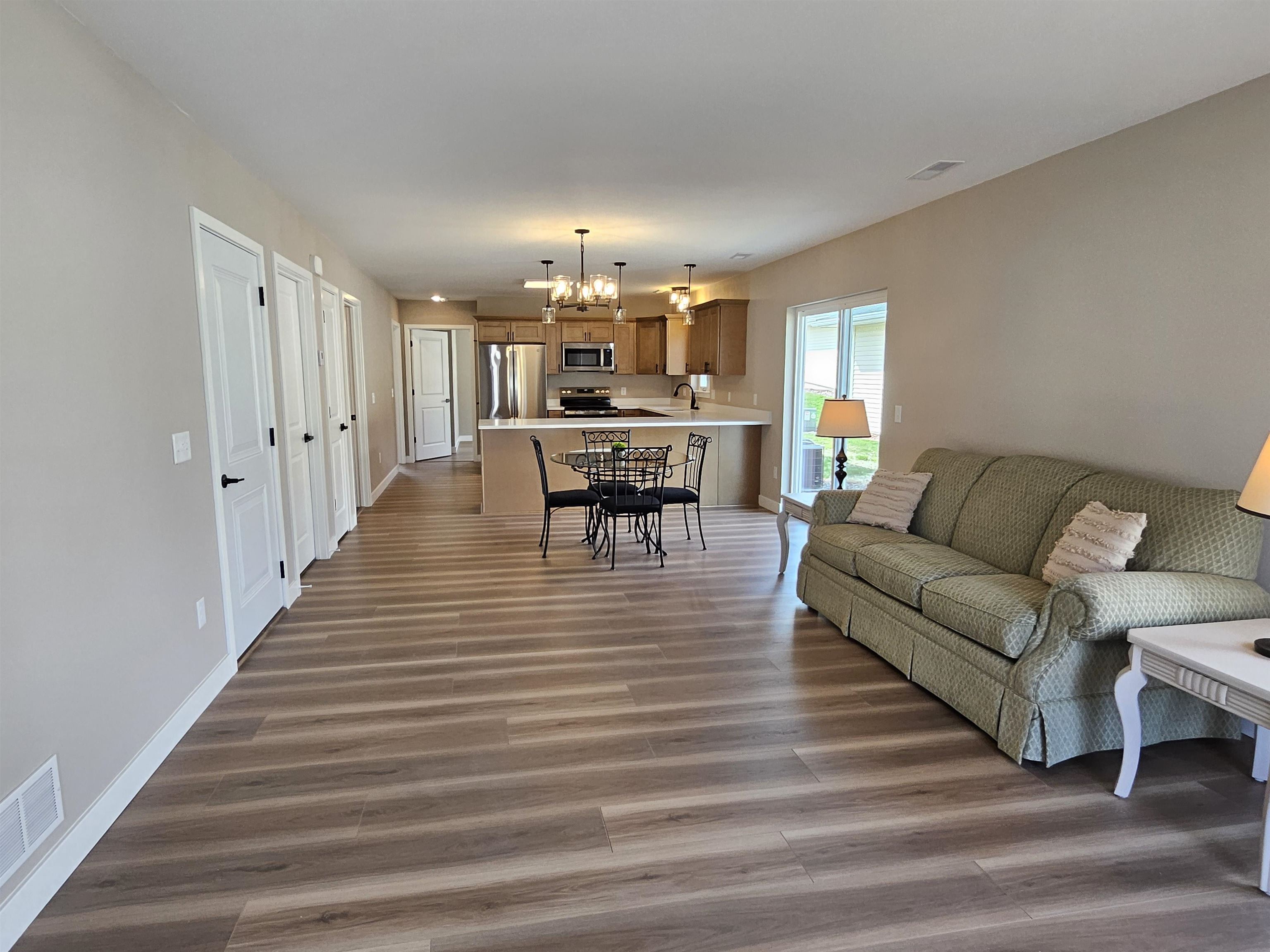 1161 Maple Street Reedsburg, WI 53959 - Photo 6 of 29