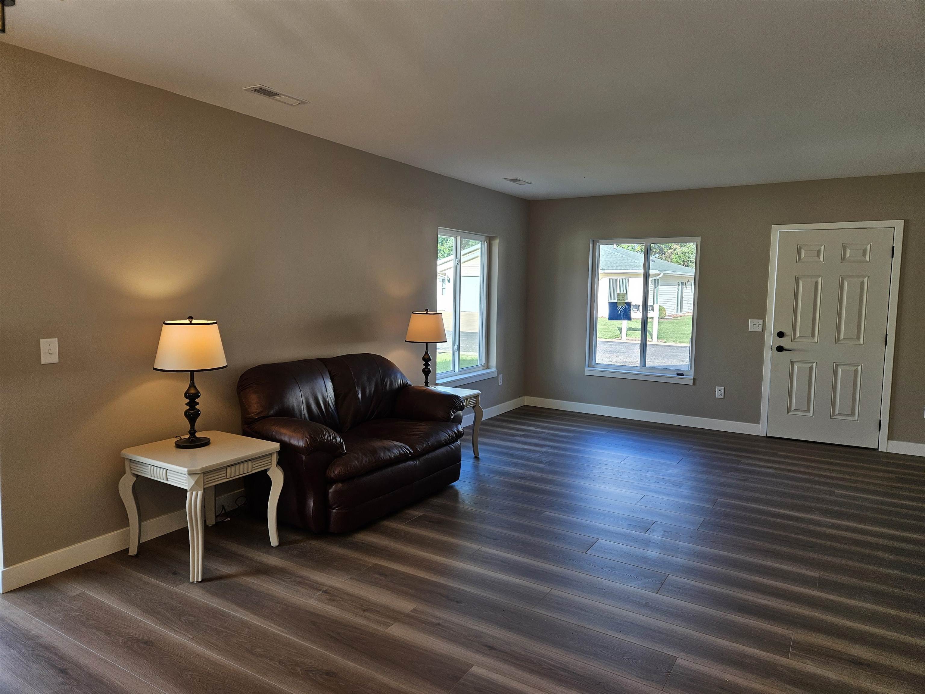 1161 Maple Street Reedsburg, WI 53959 - Photo 6 of 17