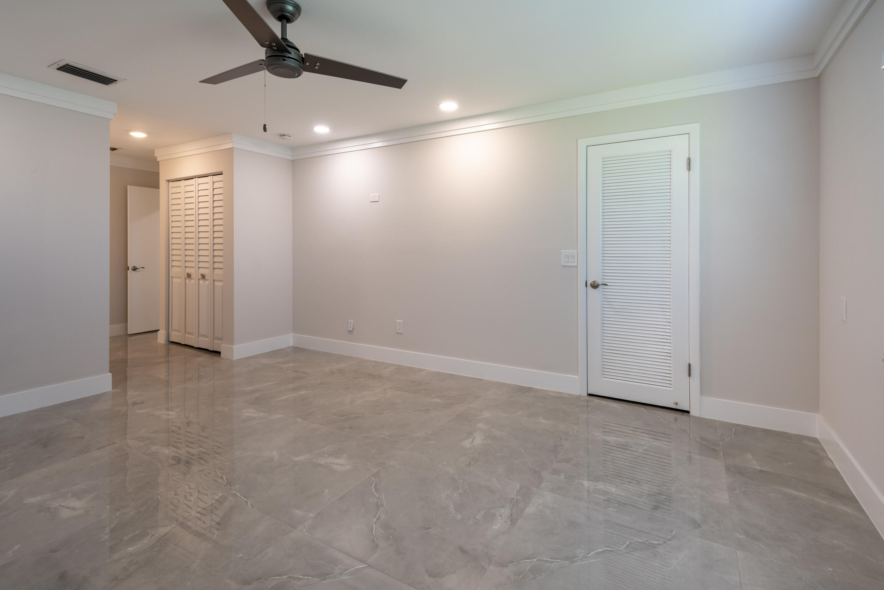 7920 Eastlake Drive, Unit 19F Boca Raton, FL 33433 - Photo 21 of 22 _DSC9560