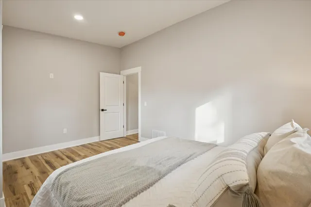 $350,000 | 178 Maple Street Northeast, Rockford, MI 49341