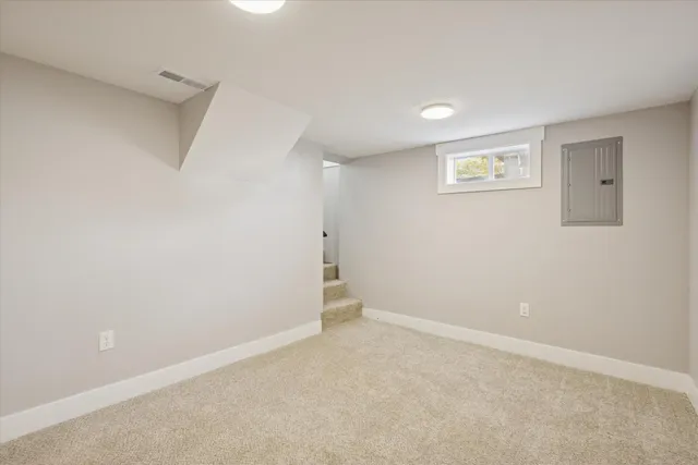 $350,000 | 178 Maple Street Northeast, Rockford, MI 49341