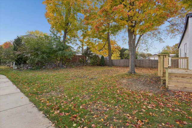 $350,000 | 178 Maple Street Northeast, Rockford, MI 49341