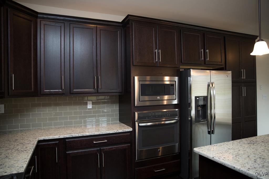 1455 Fox Run Road, Unit 95 Easton, PA 18040 - Photo 8 of 25 Gallery Image 8