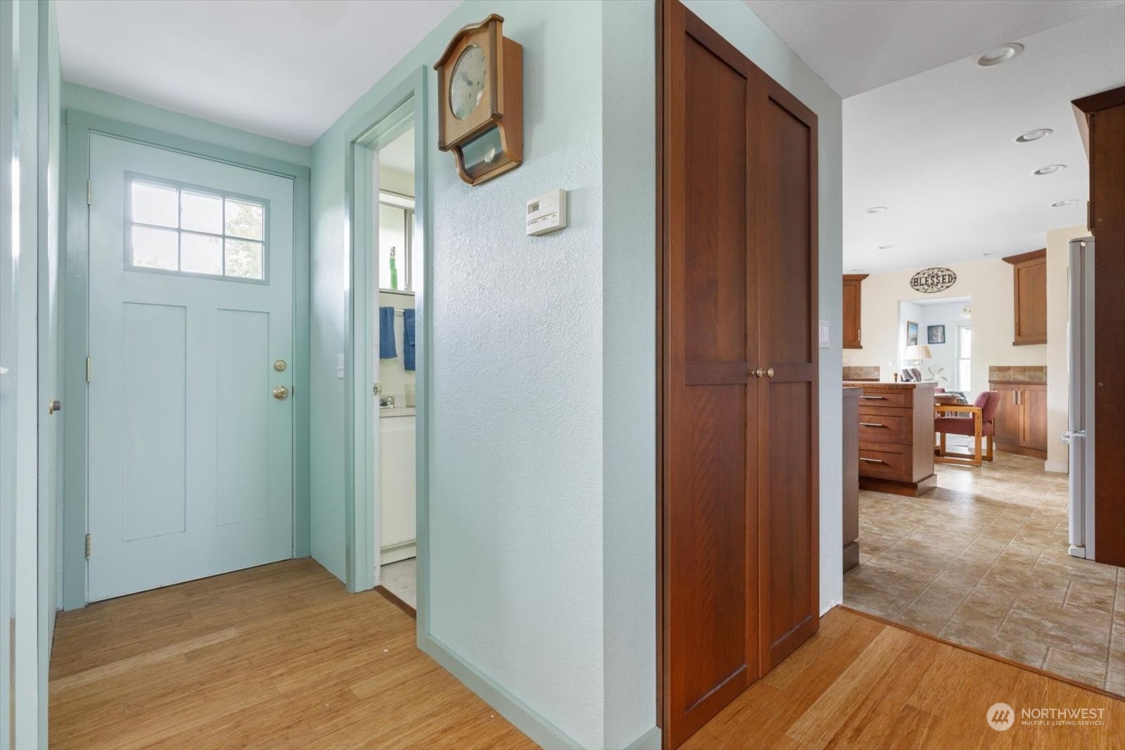 10743 Gardner Road Burlington, WA 98233 - Photo 2 of 40 Gallery Image 2