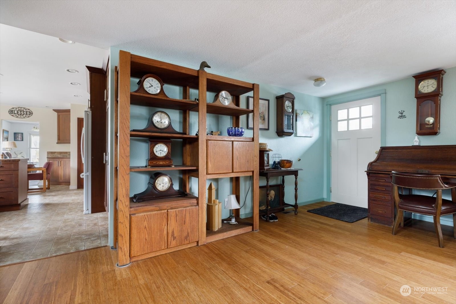 10743 Gardner Road Burlington, WA 98233 - Photo 3 of 40 Gallery Image 3