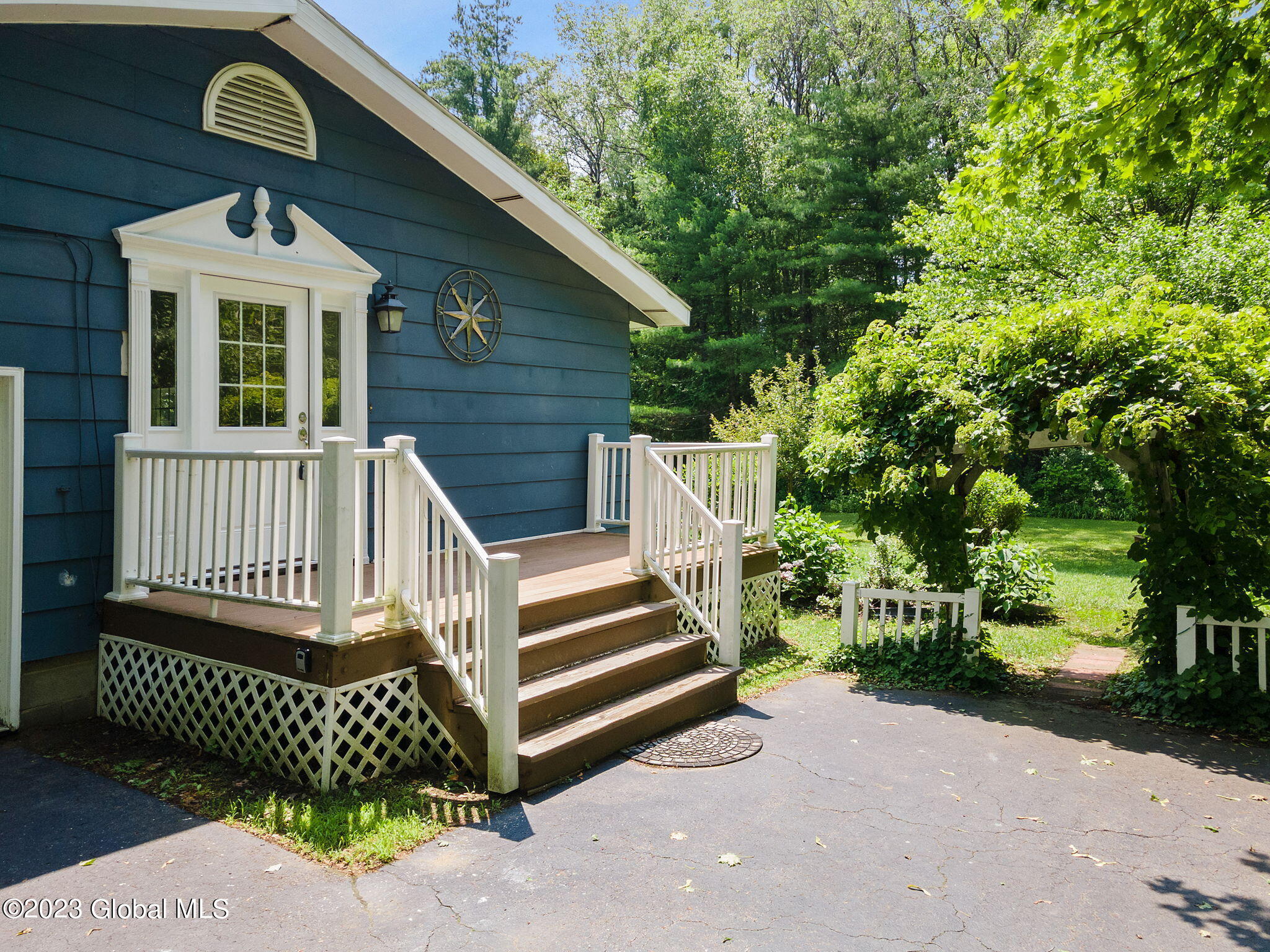 118 Evans Road Rotterdam, NY 12306 - Photo 46 of 61 49-web-or-mls-118EvansRd_49
