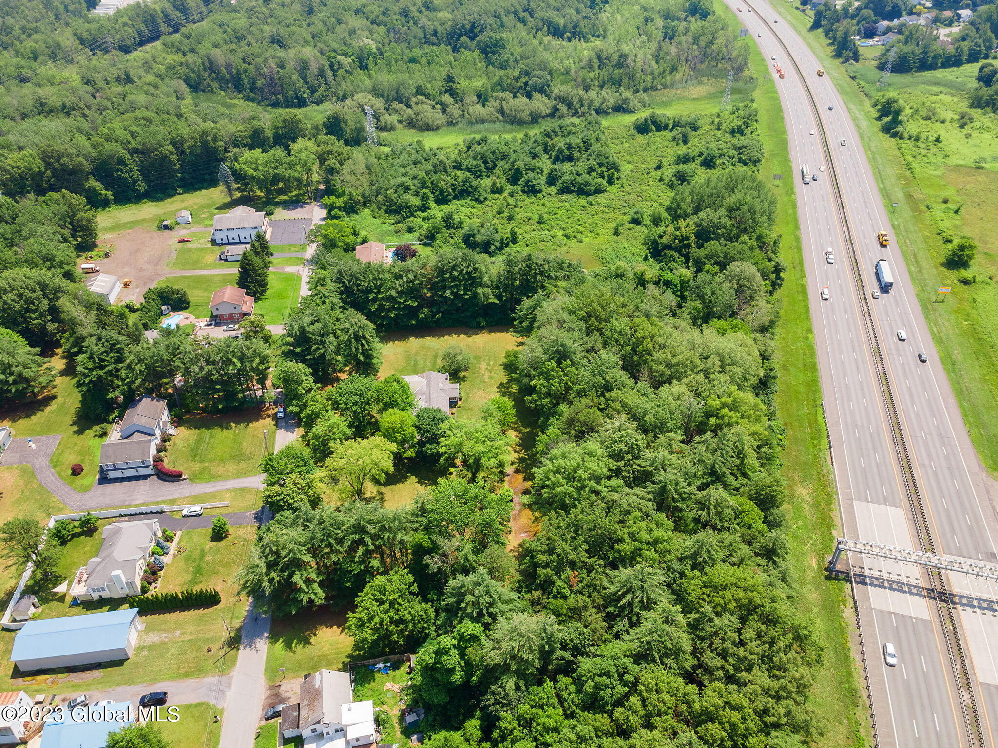 118 Evans Road Rotterdam, NY 12306 - Photo 54 of 61 57-web-or-mls-118EvansRd_57