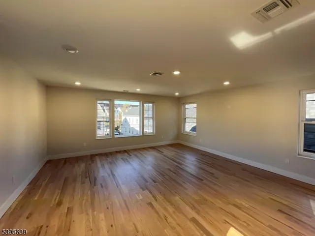 $2,700 | 119-121 Lewis Street, Unit 2, Paterson, NJ 07501