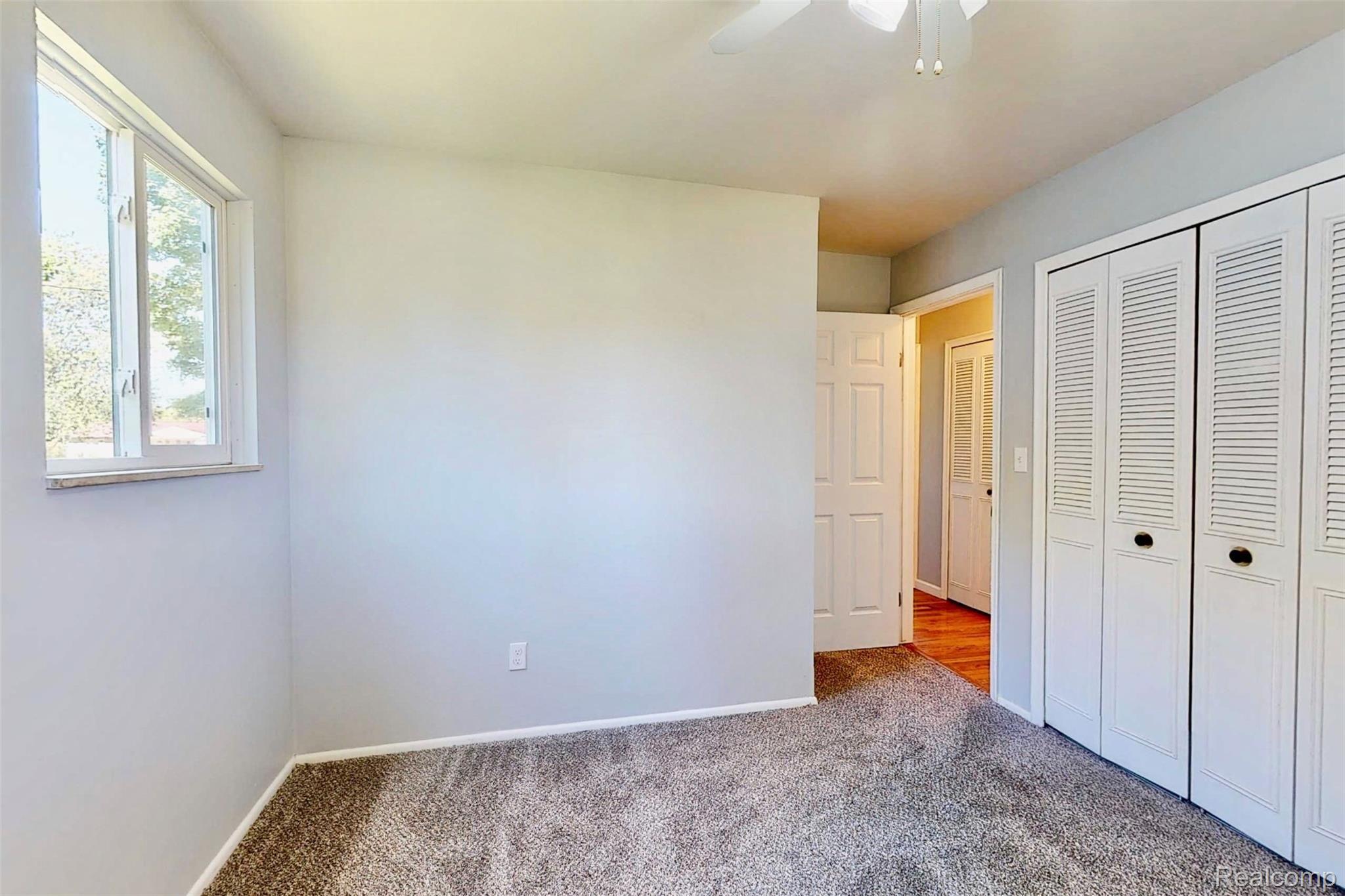 4346 Crosby Road Flint, MI 48506 - Photo 20 of 47 75E27FB1-A80A-49EB-ACC4-1BB278A441C8_1_201_a.jpeg