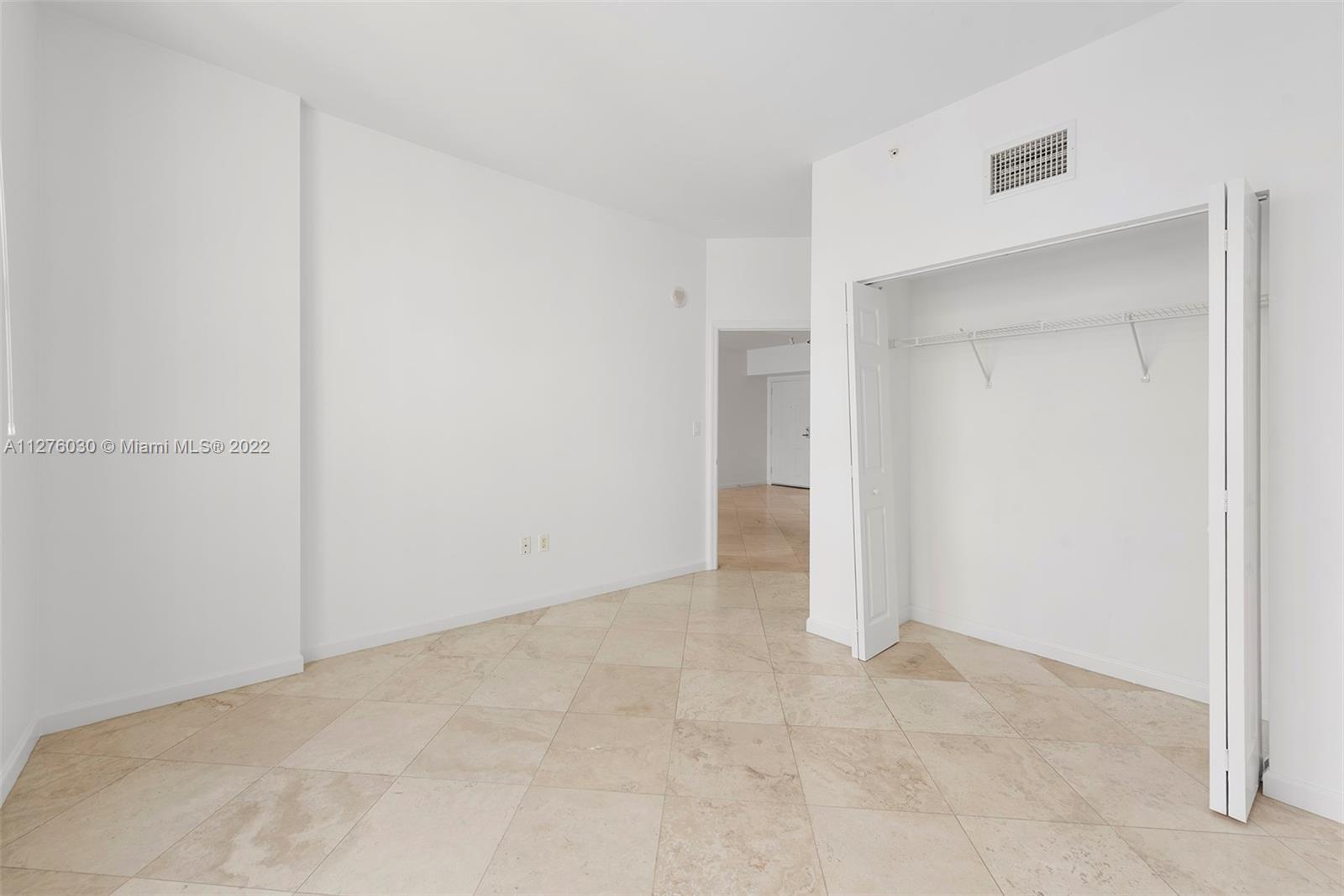 1155 Brickell Bay Drive, Unit PH104 Miami, FL 33131 - Photo 11 of 33 a view of an empty room