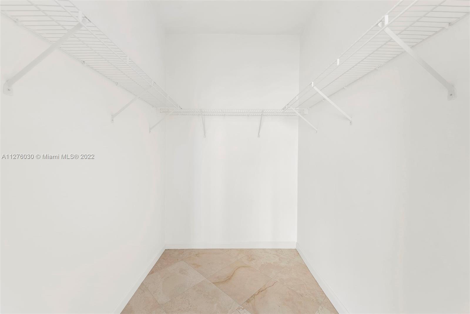 1155 Brickell Bay Drive, Unit PH104 Miami, FL 33131 - Photo 18 of 33 a view of small space