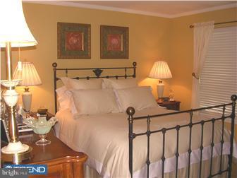 731 Wynnewood Road, Unit 10 Ardmore, PA 19003 - Photo 5 of 7 Gallery Image 5