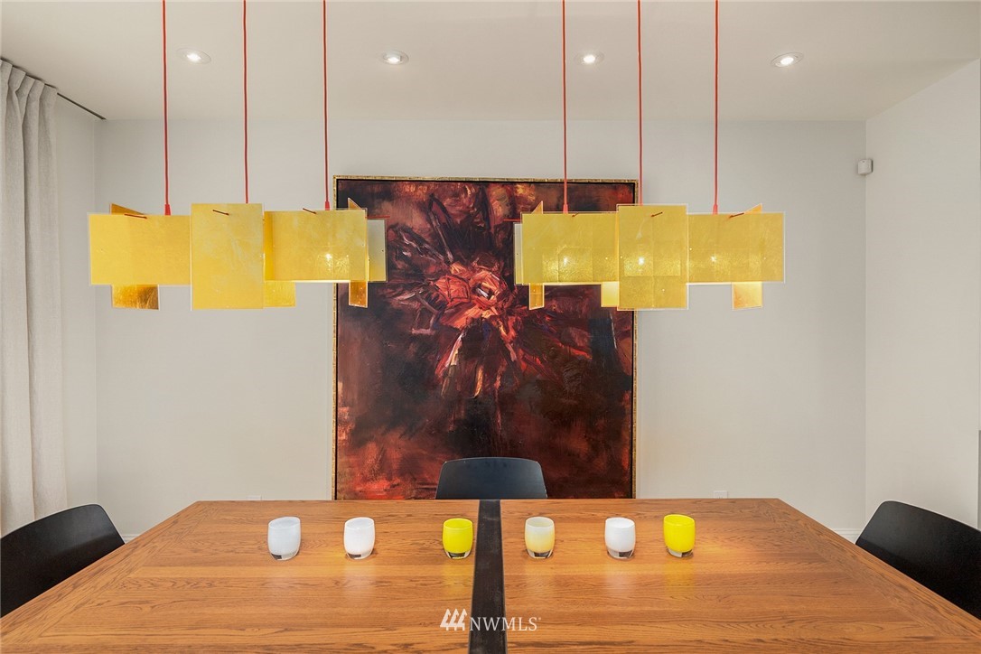 1618 37th Avenue Seattle, WA 98122 - Photo 13 of 39 a view of an area