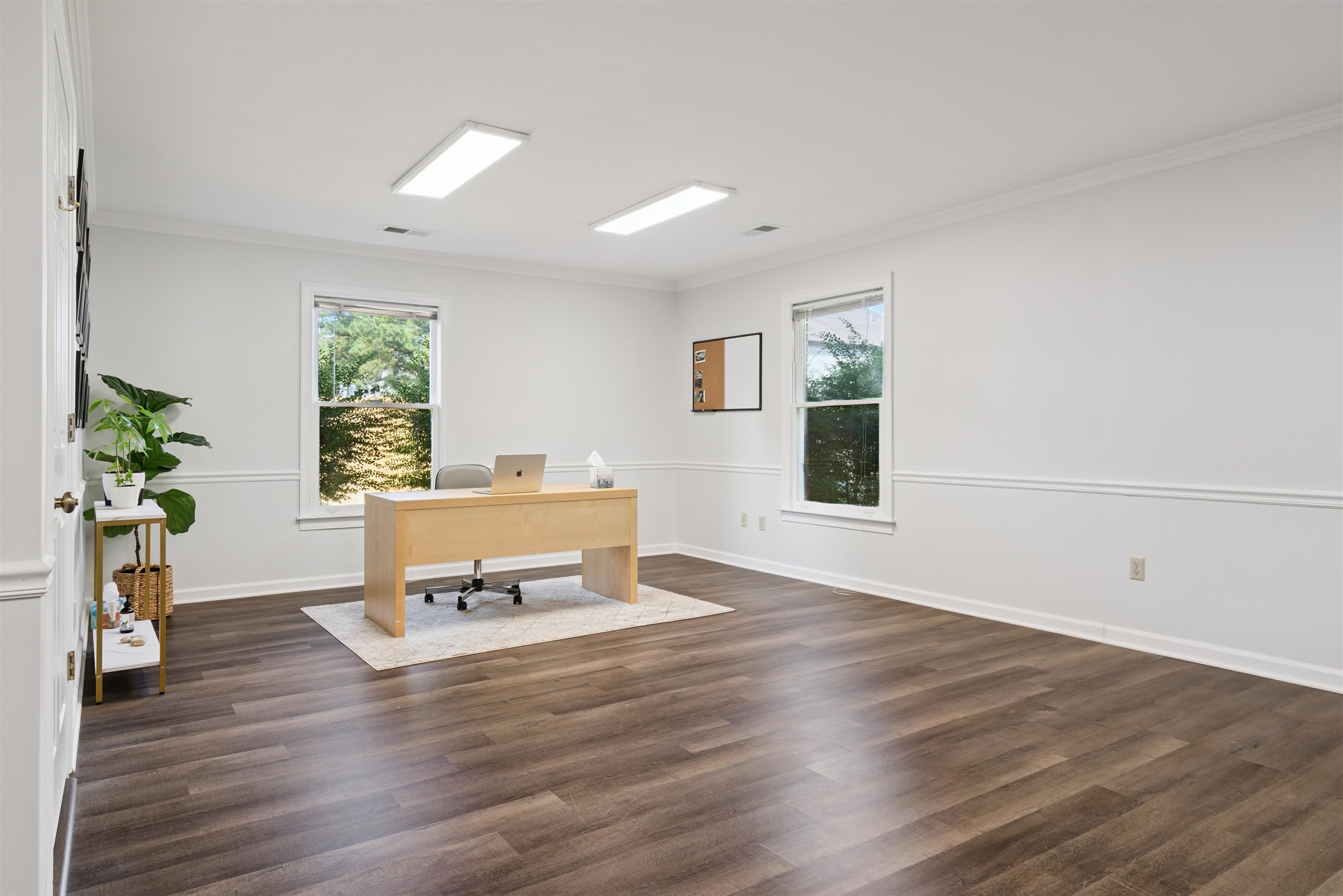 352 Poplar View Lane East Collierville, TN 38017 - Photo 12 of 16 a workspace with wooden floor