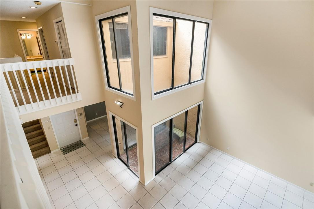 6535 Parkview Drive, Unit G Boca Raton, FL 33433 - Photo 21 of 27 a view of a hallway with windows
