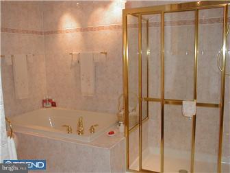 1502 Quaker Ridge West Chester, PA 19380 - Photo 10 of 12 Gallery Image 10