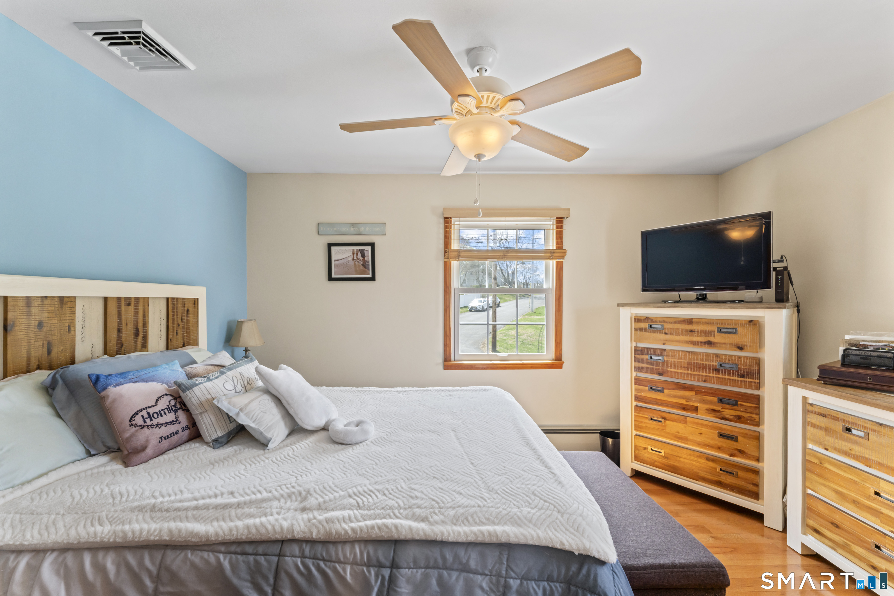 33 Coram Road Shelton, CT 06484 - Photo 11 of 34