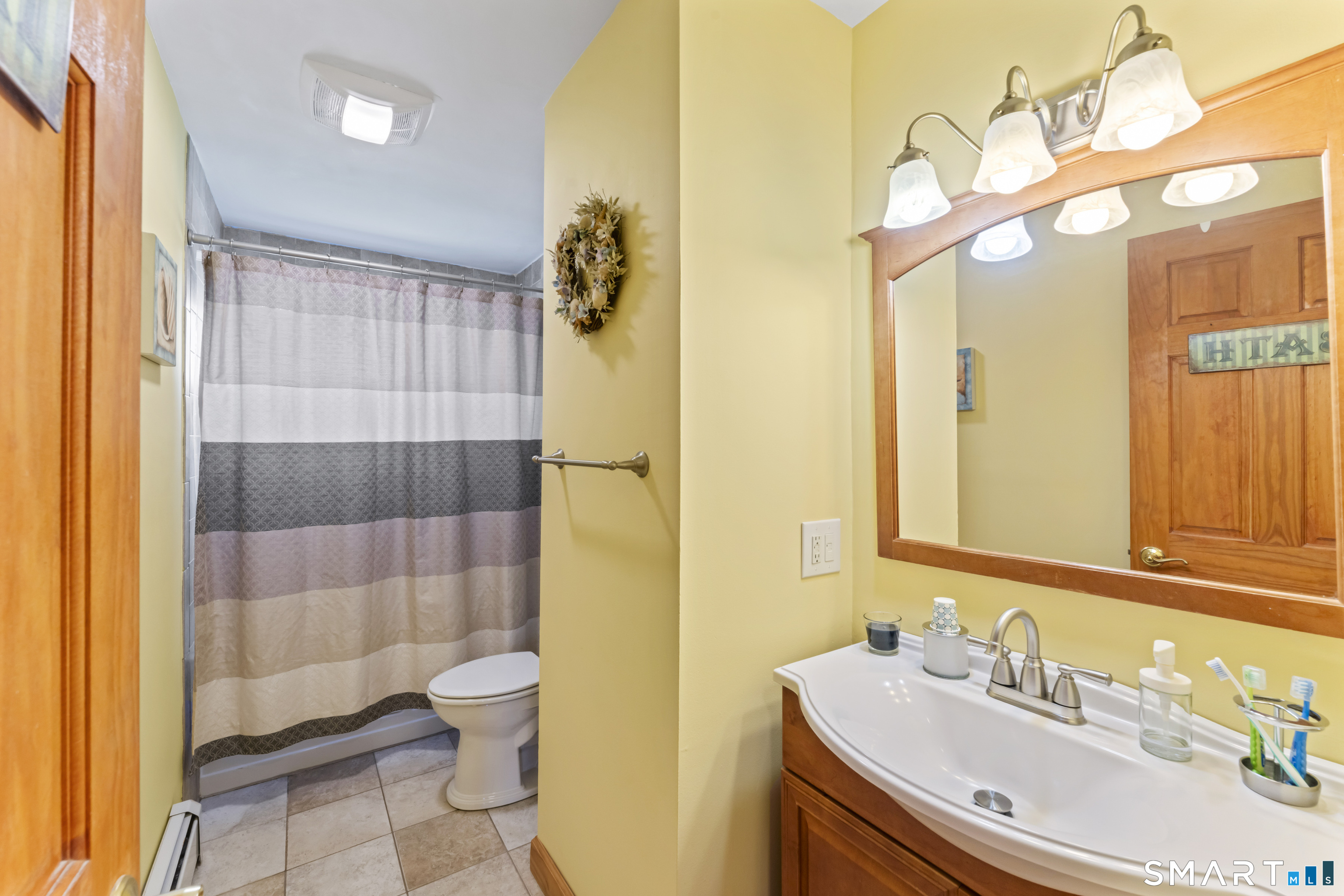 33 Coram Road Shelton, CT 06484 - Photo 14 of 34