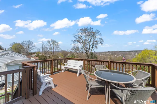 $439,900 | 33 Coram Road, Shelton, CT 06484