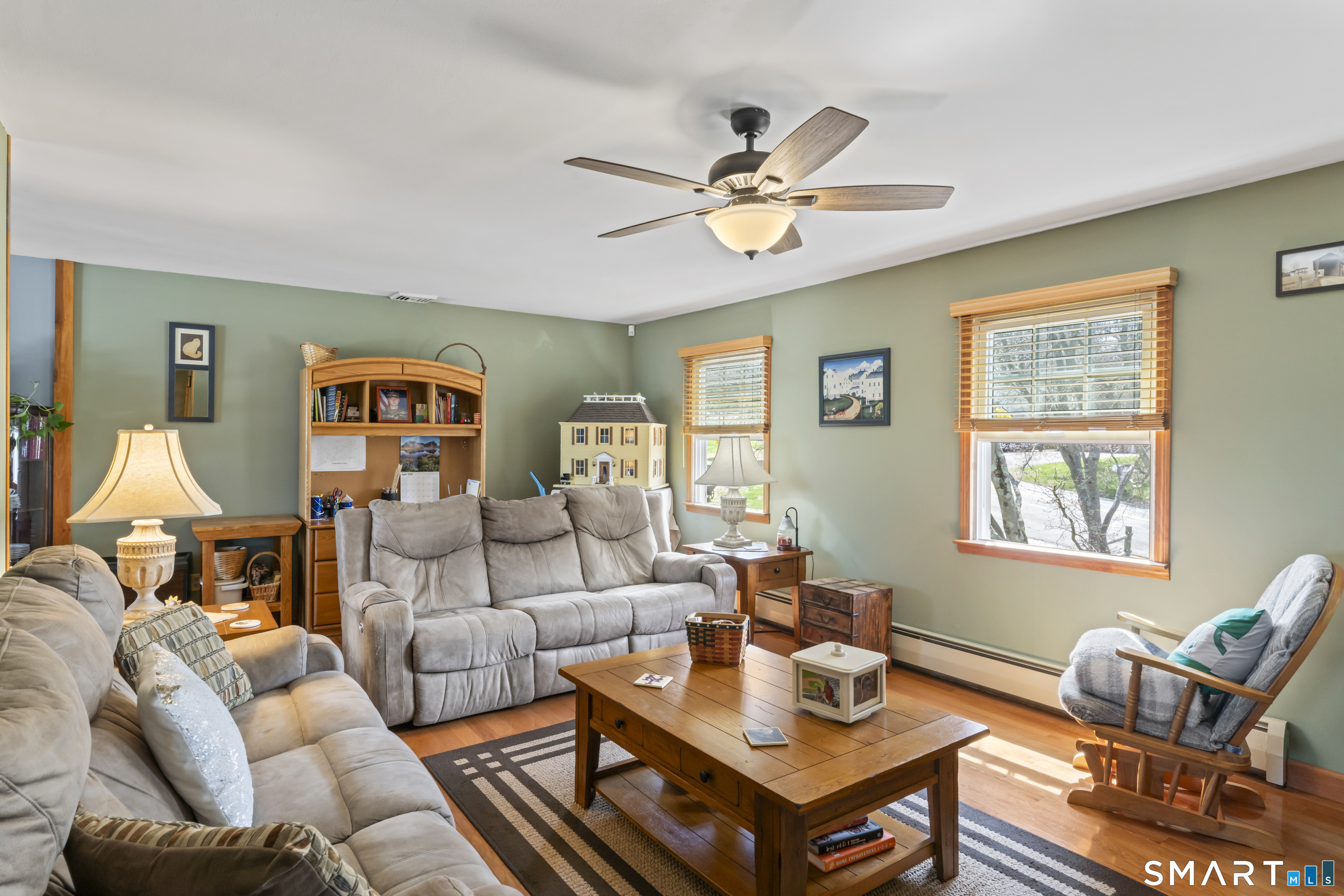 33 Coram Road Shelton, CT 06484 - Photo 3 of 34