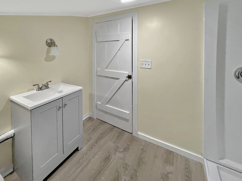 21 Lang Street Springfield, MA 01104 - Photo 19 of 34 Gallery Image 19