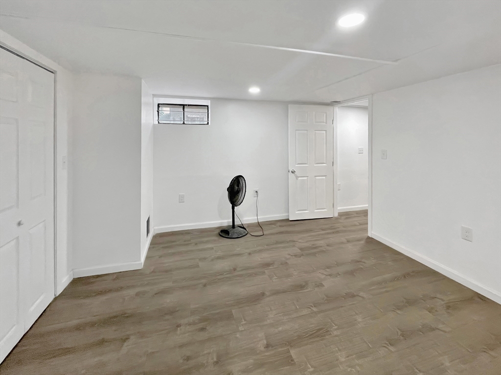 21 Lang Street Springfield, MA 01104 - Photo 28 of 34 Gallery Image 28