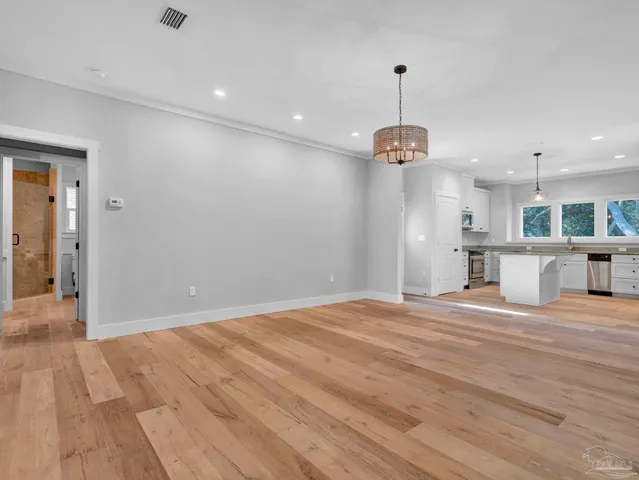 $650,000 | 1271 Ainsworth Drive, Gulf Breeze, FL 32563