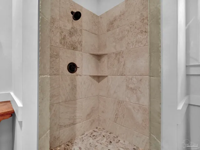 $650,000 | 1271 Ainsworth Drive, Gulf Breeze, FL 32563