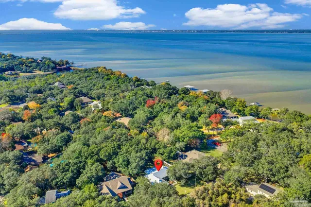 $650,000 | 1271 Ainsworth Drive, Gulf Breeze, FL 32563