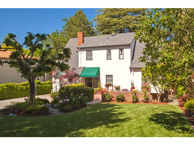 461 Fulton Road San Mateo, CA 94402 - Photo 11 of 14 a front view of a house with a garden