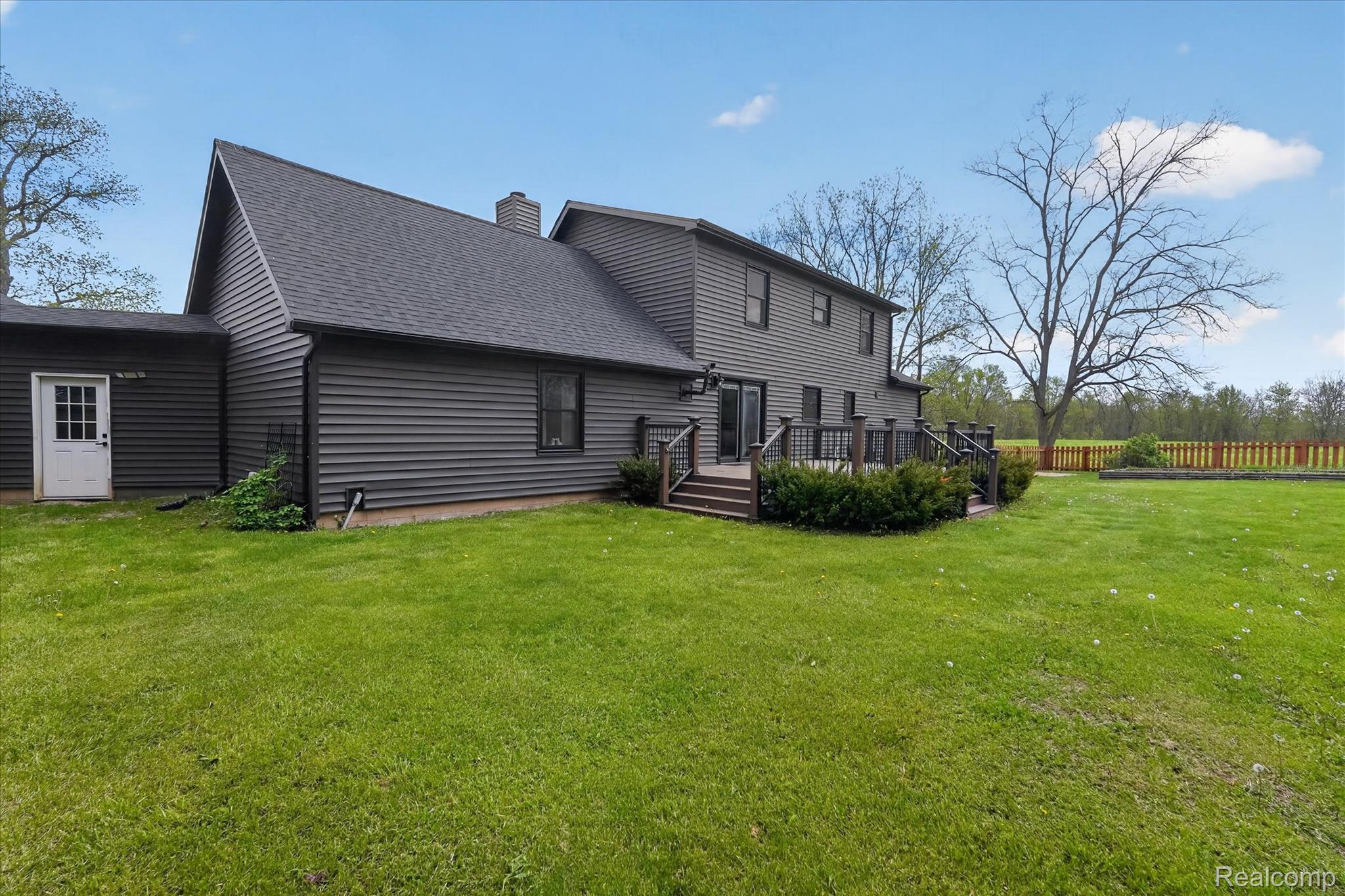 5640 North Fowlerville Road Fowlerville, MI 48836 - Photo 36 of 48