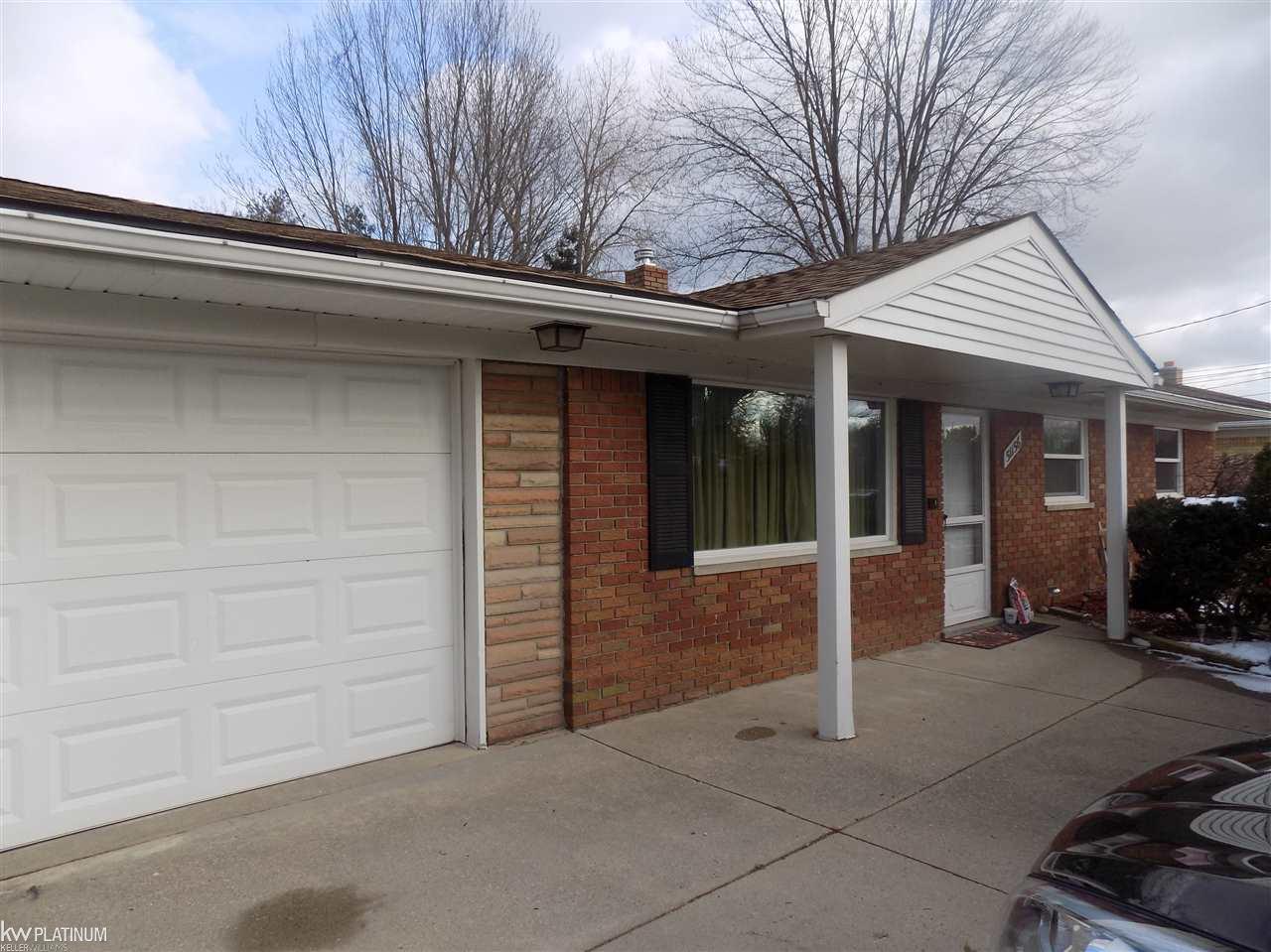51156 Fairchild Road New Baltimore, MI 48051 - Photo 1 of 32 31341885.JPG