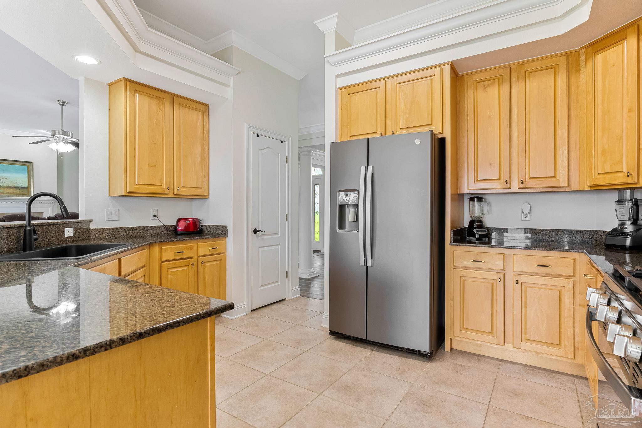 2822 Frederick Street Cantonment, FL 32533 - Photo 8 of 57