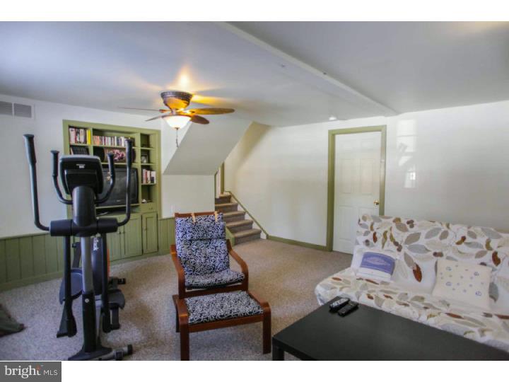 216 Penn Oak Road Flourtown, PA 19031 - Photo 11 of 24 Family Room