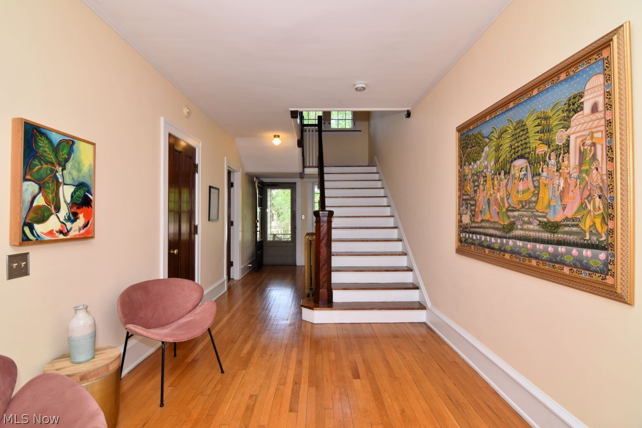 2868 Lee Road Cleveland, OH 44120 - Photo 2 of 35 Front Hall