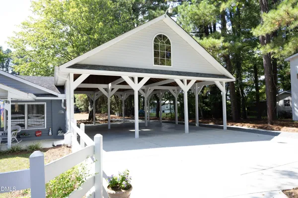 $1,475,000 | 1746 Little Devine Road, Selma, NC 27576