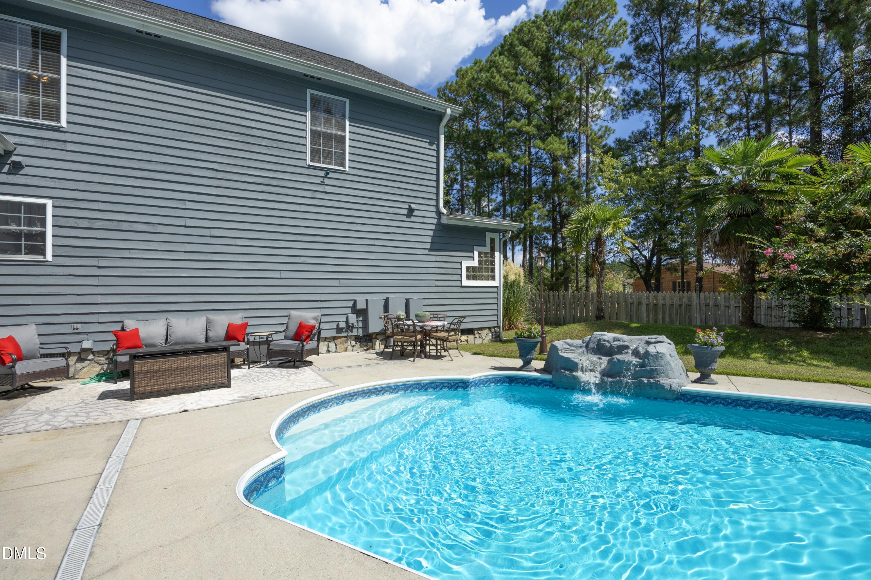 1746 Little Devine Road Selma, NC 27576 - Photo 5 of 79 57Pool