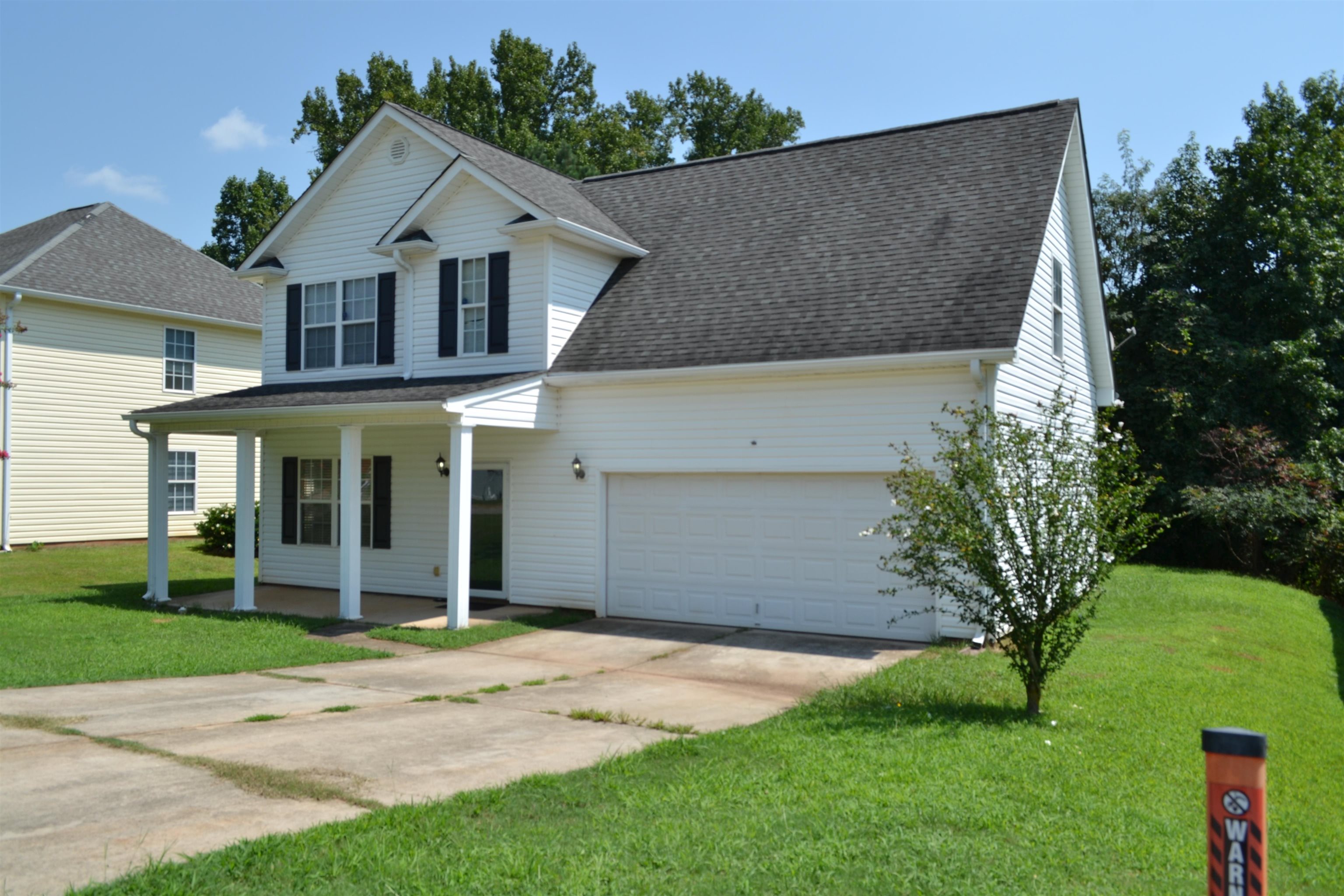 282 Waxberry Court Boiling Springs, SC 29316 - Photo 3 of 28