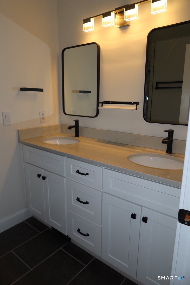 124 Hope Street, Unit B Stamford, CT 06906 - Photo 9 of 20