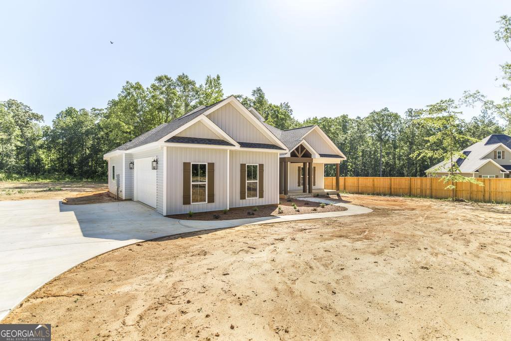 903 Robinhood Road Dublin, GA 31021 - Photo 5 of 32