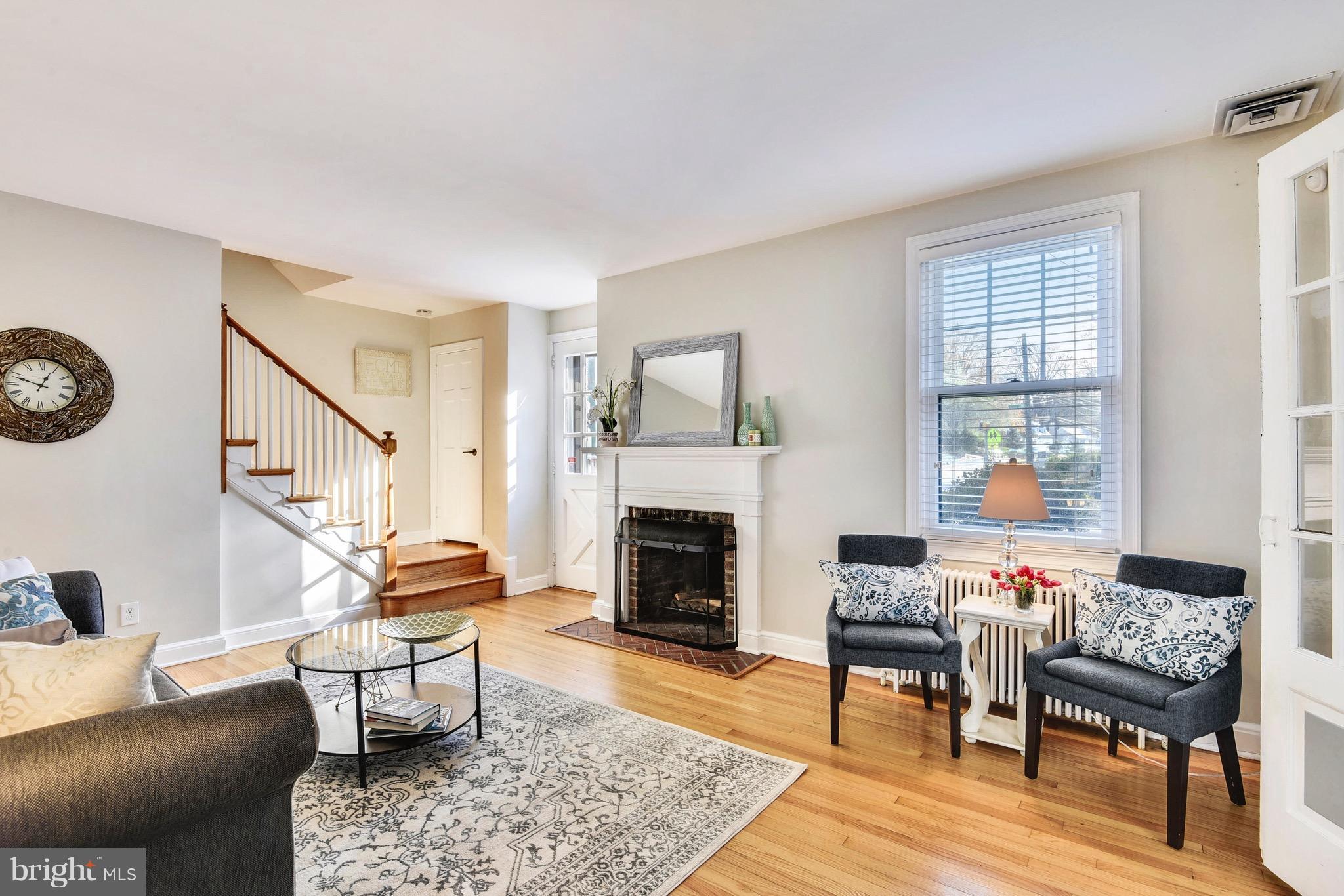 4001 Saul Road Kensington, MD 20895 - Photo 3 of 25 Living Room