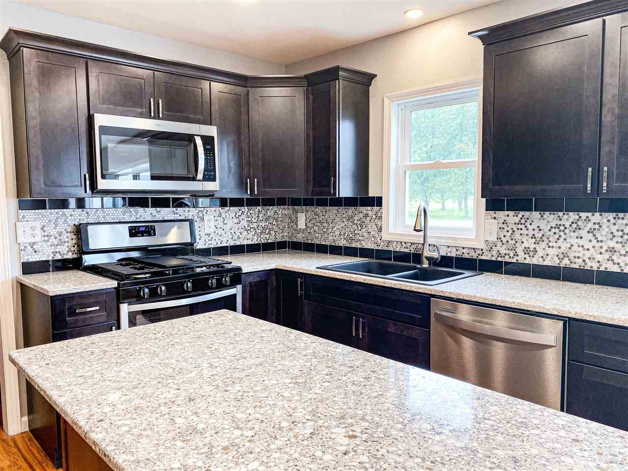 4949 Lone Road Freeland, MI 48623 - Photo 12 of 35