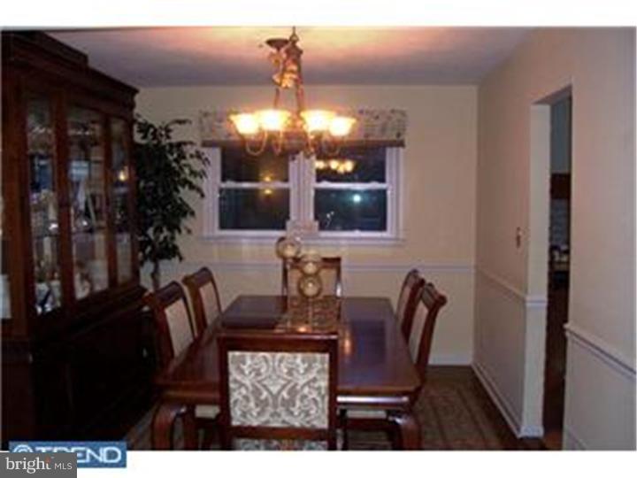 28 Brooktree Road East Windsor, NJ 08520 - Photo 4 of 12 Gallery Image 4