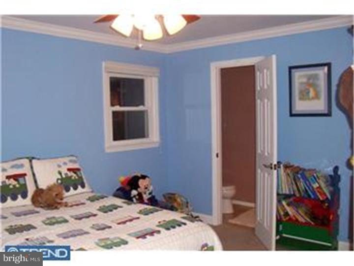 28 Brooktree Road East Windsor, NJ 08520 - Photo 9 of 12 Gallery Image 9