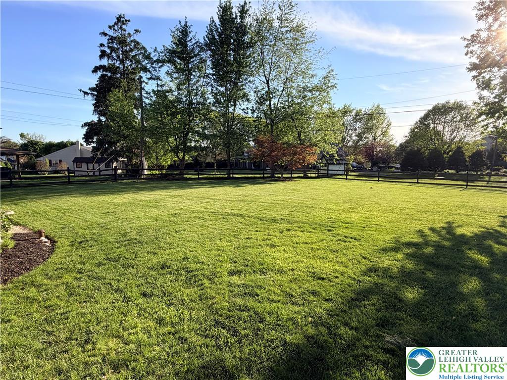 389 Barrett Road Emmaus, PA 18049 - Photo 32 of 35