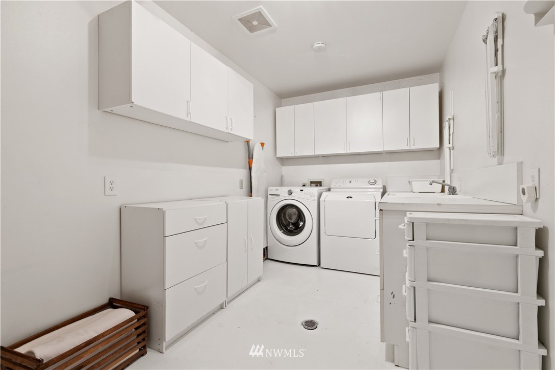 16119 73rd Place West Edmonds, WA 98026 - Photo 37 of 40 a utility room with dryer and washer