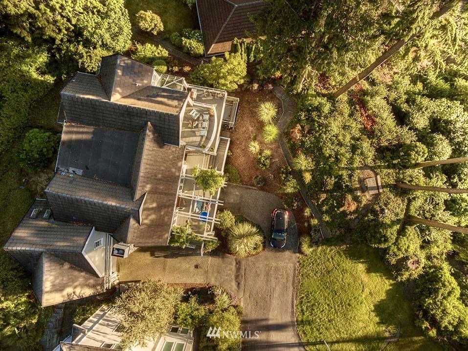 16119 73rd Place West Edmonds, WA 98026 - Photo 8 of 40