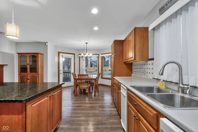 $450,000 | 514 Greenland Lane, Yorktown, IN 47396