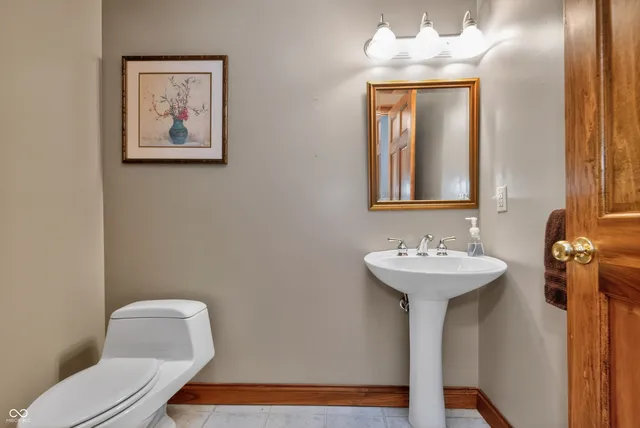 $450,000 | 514 Greenland Lane, Yorktown, IN 47396