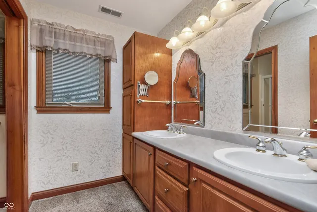 $450,000 | 514 Greenland Lane, Yorktown, IN 47396